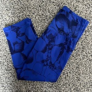Old Navy Active Crop Leggings